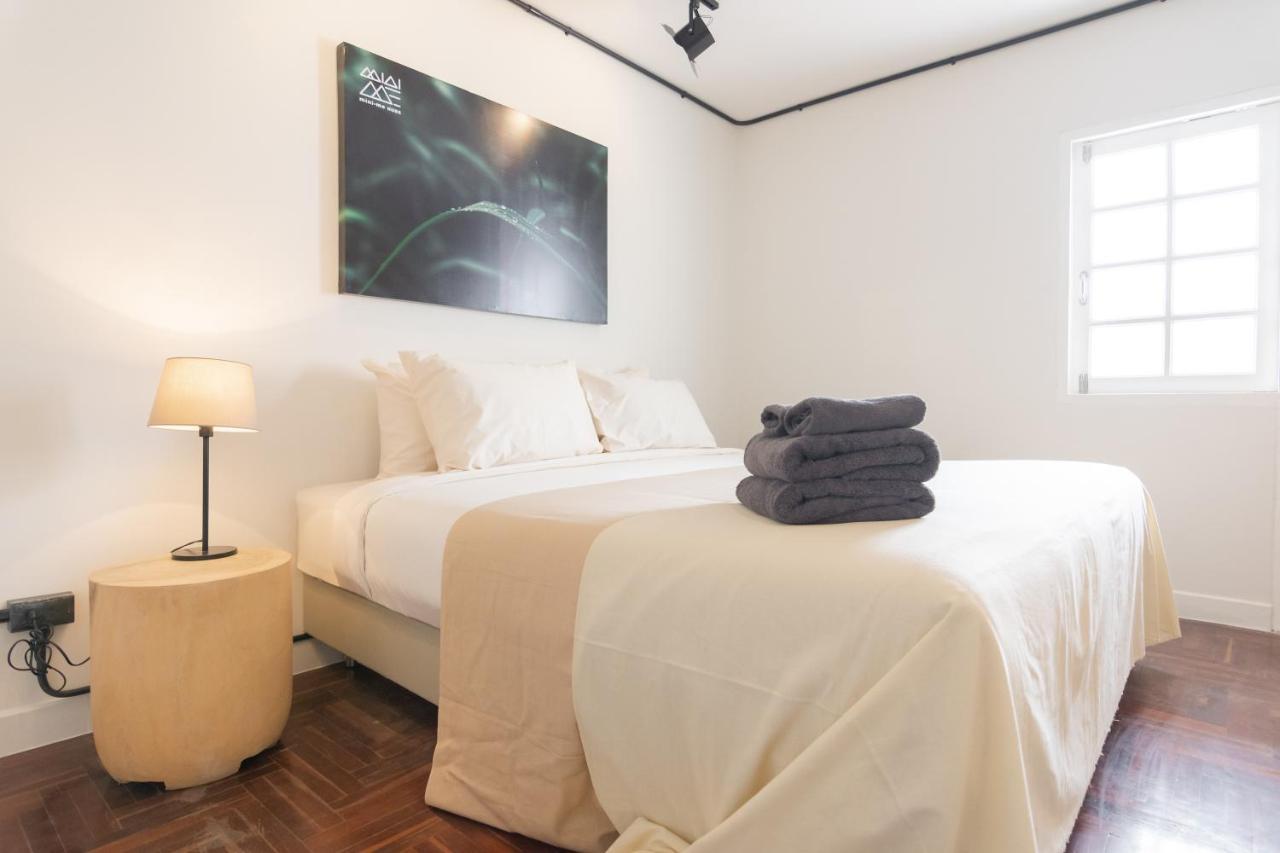 Mini-Me Hubs, Charm Suites & Pool In Old City Chiang Mai Ngoại thất bức ảnh