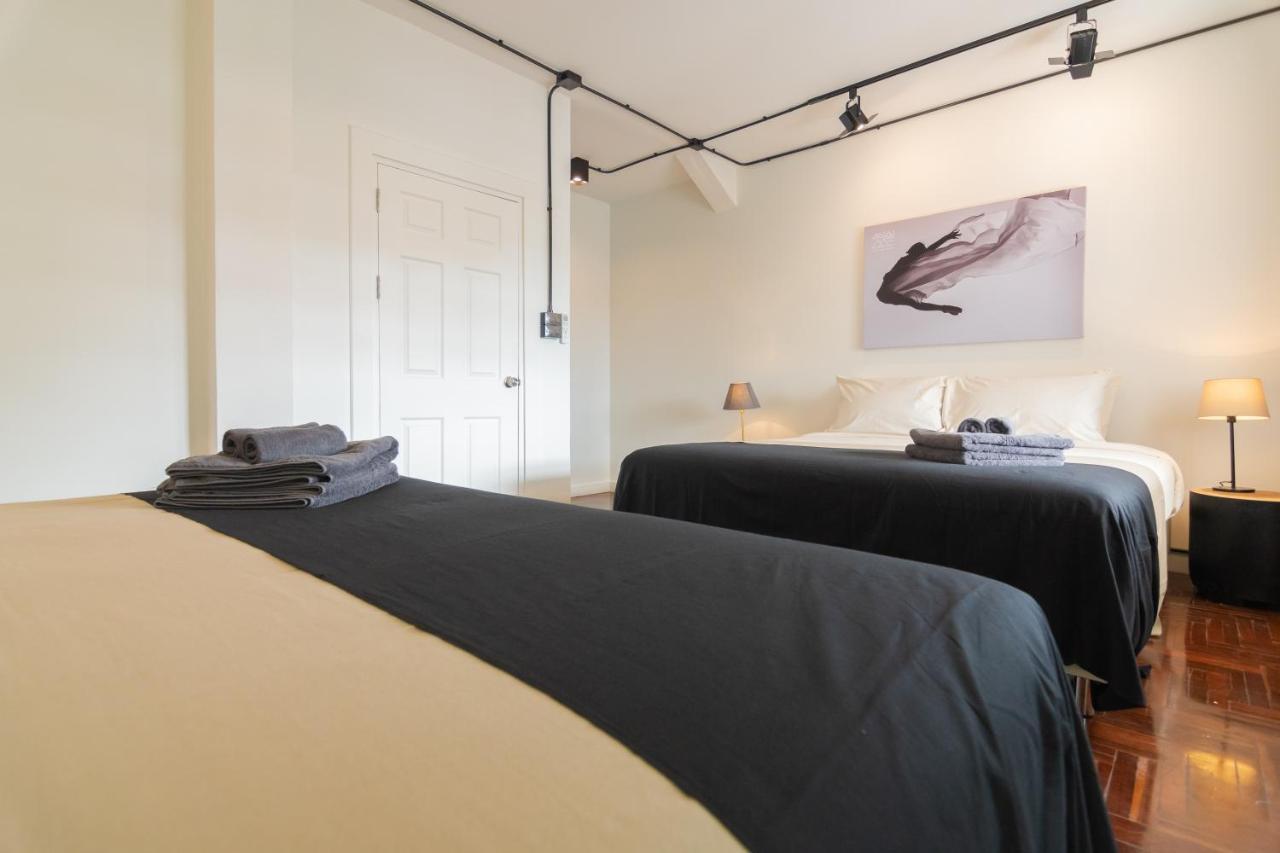 Mini-Me Hubs, Charm Suites & Pool In Old City Chiang Mai Ngoại thất bức ảnh