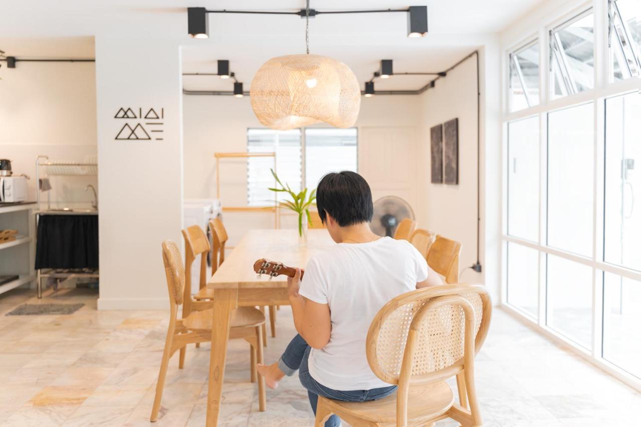 Mini-Me Hubs, Charm Suites & Pool In Old City Chiang Mai Ngoại thất bức ảnh